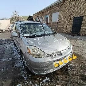 Toyota Sienna 2005