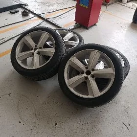 Kia Hunday toyota