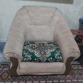 Продаётся Кресло 2 шт