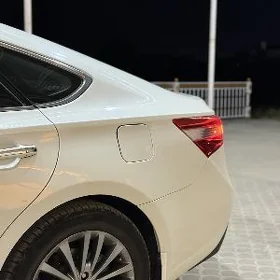 Toyota Avalon 2013