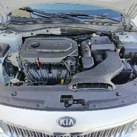 Kia Optima 2019
