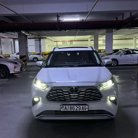 Toyota Highlander 2020