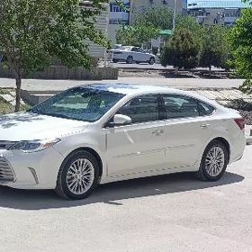 Toyota Avalon 2018