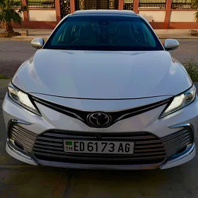 Toyota Camry 2020