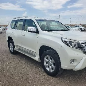 Toyota Land Cruiser Prado 2015