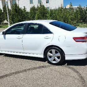 Toyota Camry 2011