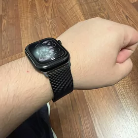 Apple  Watch 11