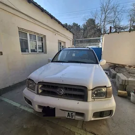 Nissan Pathfinder 2003