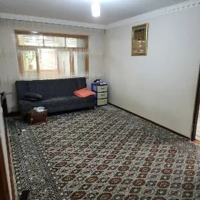Buzmeyin gres 4/3 et 1 komnat