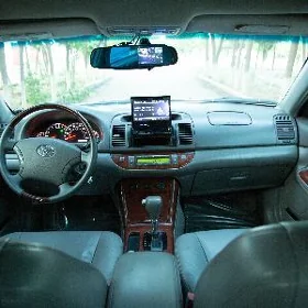 Toyota Camry 2004