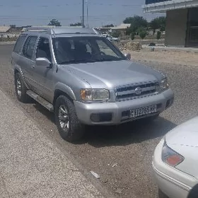Nissan Pathfinder 2003