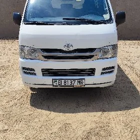 Toyota Hiace 2007