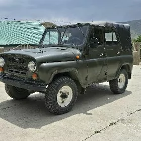 UAZ 469 1985
