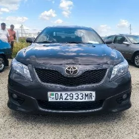 Toyota Camry 2011