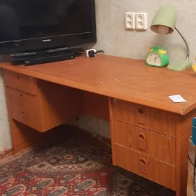 Стол