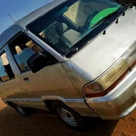 Toyota Town Ace 1990