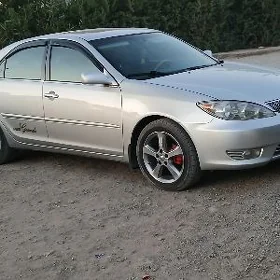 Toyota Camry 2004