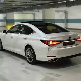 Lexus ES 350 2020