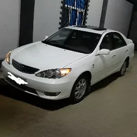 Toyota Camry 2005