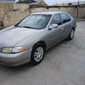 Nissan Altima 1998