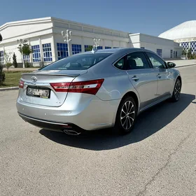 Toyota Avalon 2018