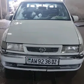Opel Vectra 1990