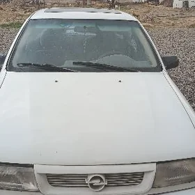 Opel Vectra 1989