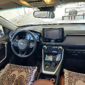 Toyota RAV4 2022