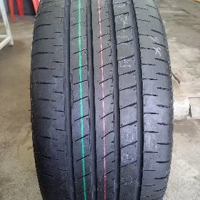 Bridgestone 235 45 18 1st
