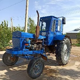 MTZ T-28 1981