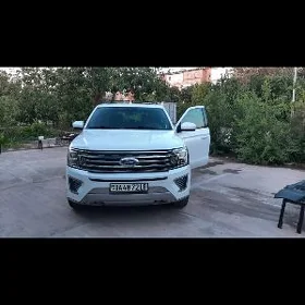 Ford Expedition 2021