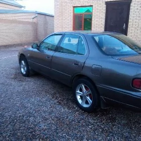 Toyota Camry 1992