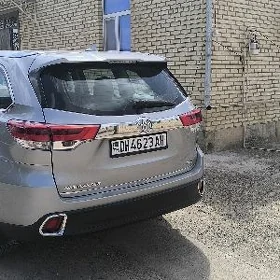 Toyota Highlander 2015