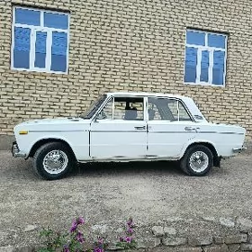 Lada 2103 1980