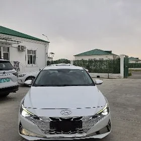 Hyundai Elantra 2021