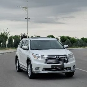 Toyota Highlander 2016