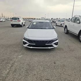 Hyundai Elantra 2025