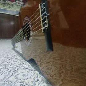 Gitara.