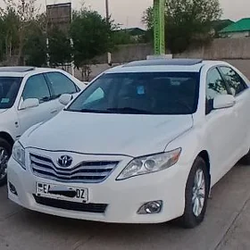 Toyota Camry 2010