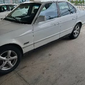 BMW 525 1988