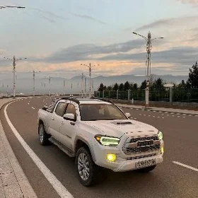 Toyota Tacoma 2021