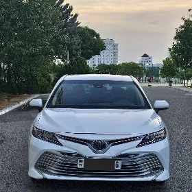 Toyota Camry 2020