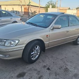 Toyota Camry 2000
