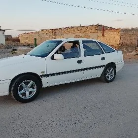 Opel Vectra 1990