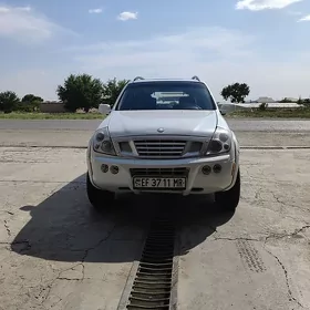 SsangYong Rexton W 2003