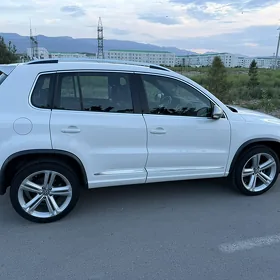 Volkswagen Tiguan 2012