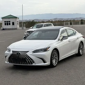 Lexus ES 350 2024