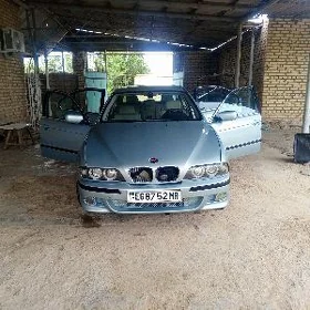 BMW E39 1999