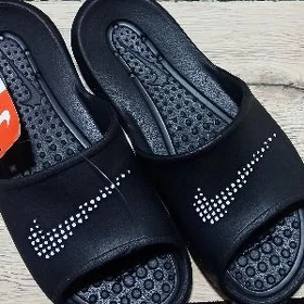 Nike One slide
