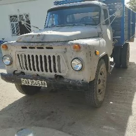 Gaz 52 1990